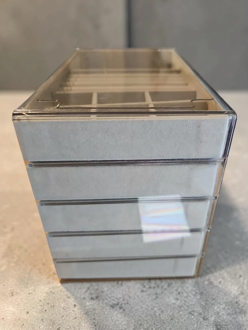 Sassified Nwt  Clear Acrylic Jewelry 5  Drawer Organizer with White Drawers